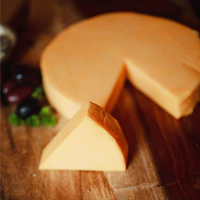 치즈 제품 중의 천연 식품 강화제